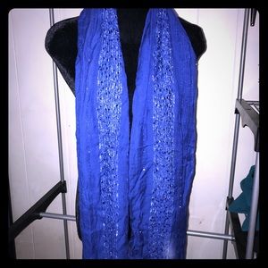 Blue scarf